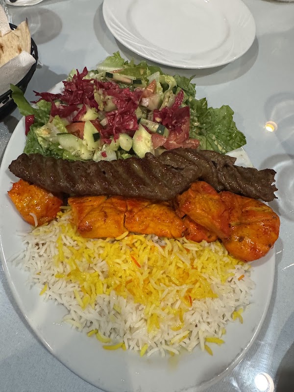 رستوران سوریوش - عکس 3